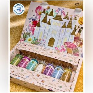 Disney “Princess 7-pc Mini Fine Fragrance Mist Sampler Gift Set” by B&BW, NWTag